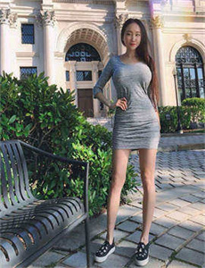 女收藏家1967